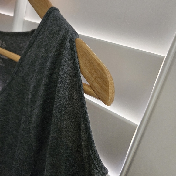 Mudd Cold Shoulder Top - Picture 3 of 5